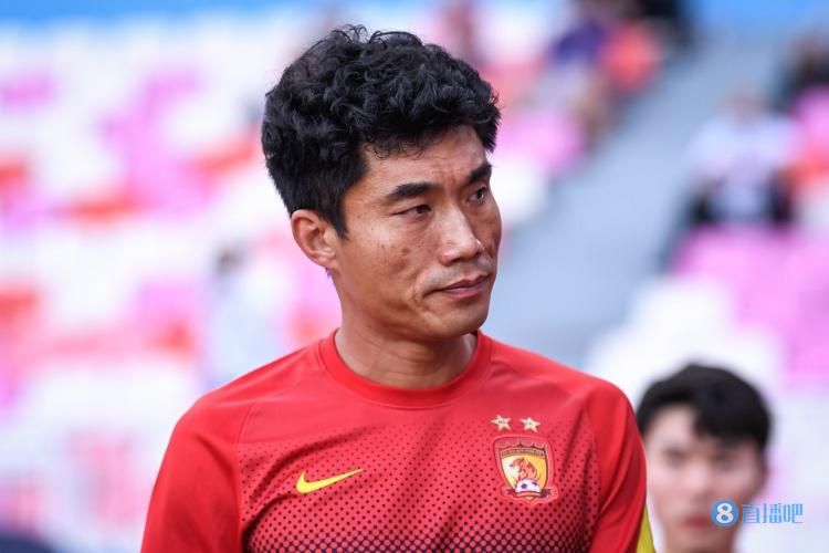 “罗马俱乐部、主教练完全服从检察院的评估，在协商一致后接受了罚款，罚款将全额捐赠给予慈善机构。